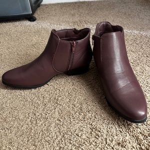 Women’s ankle boots